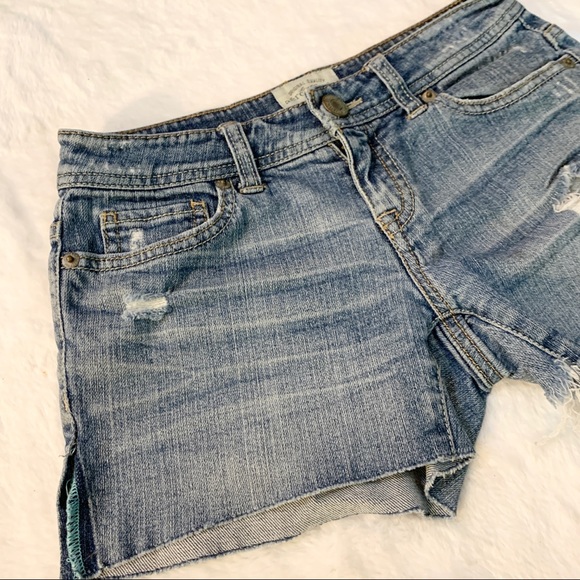 Aeropostale Distressed Denim Cutoff Jean Shorts Size 00 - Picture 3 of 8